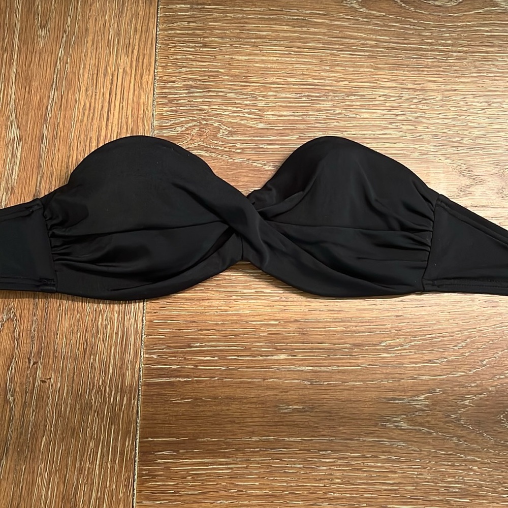 Victorias Secret size 32B black bandeau top